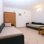 Appartamento Alma 1600 Pola